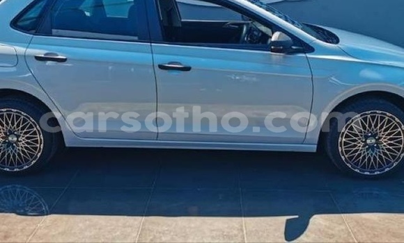 Buy Used Volkswagen Polo White Car in Hlotse in Leribe Buy Used Volkswagen Polo White Car in Hlotse in Leribe