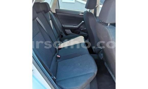 Buy Used Volkswagen Polo White Car in Hlotse in Leribe Buy Used Volkswagen Polo White Car in Hlotse in Leribe
