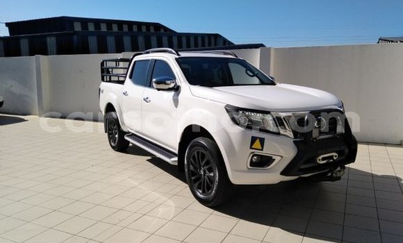Acheter Occasion Voiture Nissan Navara Blanc à Mafeteng, Mafeteng Acheter Occasion Voiture Nissan Navara Blanc à Mafeteng, Mafeteng
