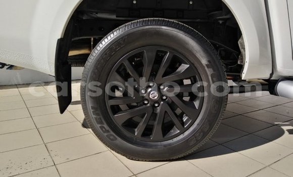 Acheter Occasion Voiture Nissan Navara Blanc à Mafeteng, Mafeteng Acheter Occasion Voiture Nissan Navara Blanc à Mafeteng, Mafeteng