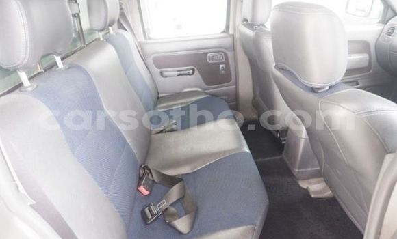 Sayi Na hannu Nissan Hardbody Beige Mota in Mafeteng a Mafeteng Sayi Na hannu Nissan Hardbody Beige Mota in Mafeteng a Mafeteng