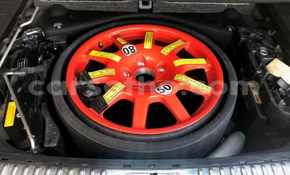 اشتري مستعمل Porsche Cayenne Silver سيارة في Maputsoa في Leribe اشتري مستعمل Porsche Cayenne Silver سيارة في Maputsoa في Leribe