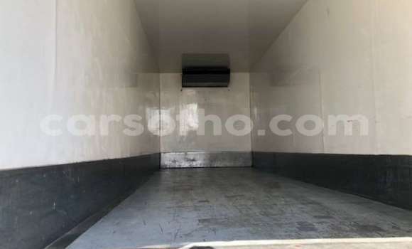 Acheter Occasion Utilitaire Scania R420 Blanc à Maputsoa, Leribe Acheter Occasion Utilitaire Scania R420 Blanc à Maputsoa, Leribe