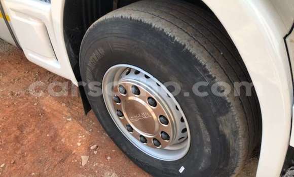 Acheter Occasion Utilitaire Scania R420 Blanc à Maputsoa, Leribe Acheter Occasion Utilitaire Scania R420 Blanc à Maputsoa, Leribe