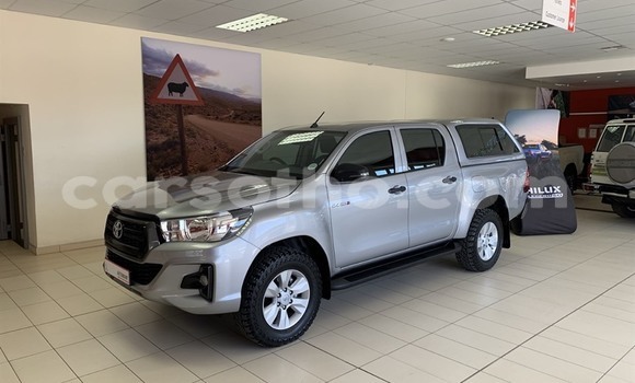Buy Used Toyota Hilux Silver Car in Maputsoa in Leribe Buy Used Toyota Hilux Silver Car in Maputsoa in Leribe