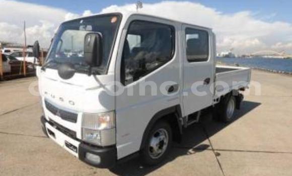 Buy Used Mitsubishi Van White Truck in Thaba–Tseka in Mafeteng Buy Used Mitsubishi Van White Truck in Thaba–Tseka in Mafeteng