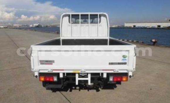 Buy Used Mitsubishi Van White Truck in Thaba–Tseka in Mafeteng Buy Used Mitsubishi Van White Truck in Thaba–Tseka in Mafeteng