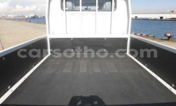 Buy Used Mitsubishi Van White Truck in Thaba–Tseka in Mafeteng Buy Used Mitsubishi Van White Truck in Thaba–Tseka in Mafeteng