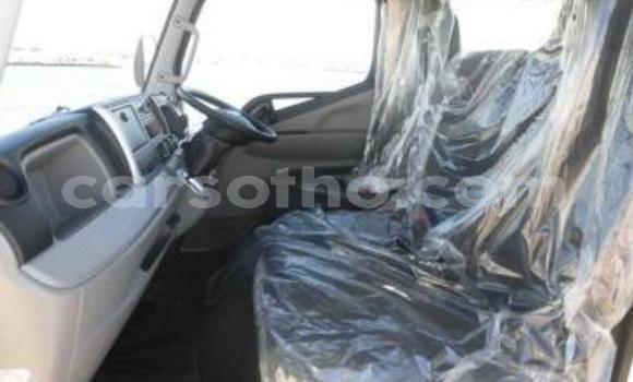 Buy Used Mitsubishi Van White Truck in Thaba–Tseka in Mafeteng Buy Used Mitsubishi Van White Truck in Thaba–Tseka in Mafeteng