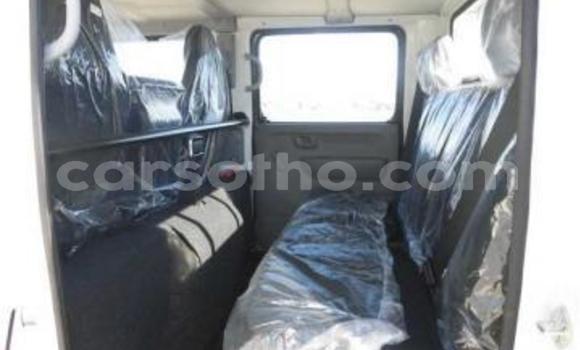 Buy Used Mitsubishi Van White Truck in Thaba–Tseka in Mafeteng Buy Used Mitsubishi Van White Truck in Thaba–Tseka in Mafeteng