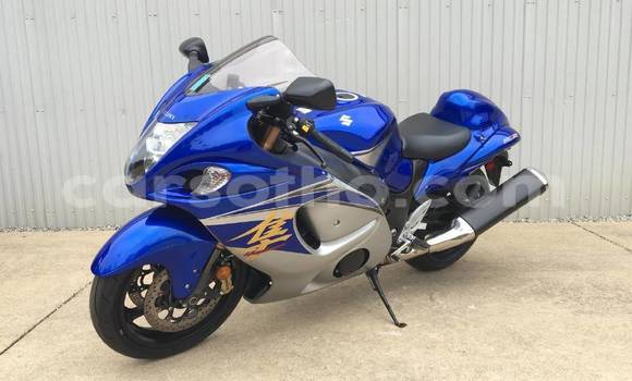 Sayi Na hannu Suzuki HAYABUSA Blue Motsi in Maseru a Maseru Sayi Na hannu Suzuki HAYABUSA Blue Motsi in Maseru a Maseru