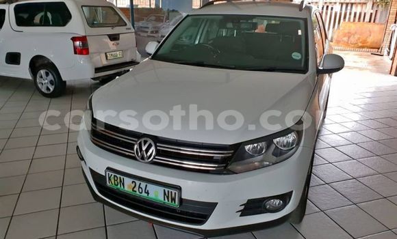 Acheter Occasion Voiture Volkswagen Tiguan Blanc à Butha–Buthe, Thaba-Tseka Acheter Occasion Voiture Volkswagen Tiguan Blanc à Butha–Buthe, Thaba-Tseka