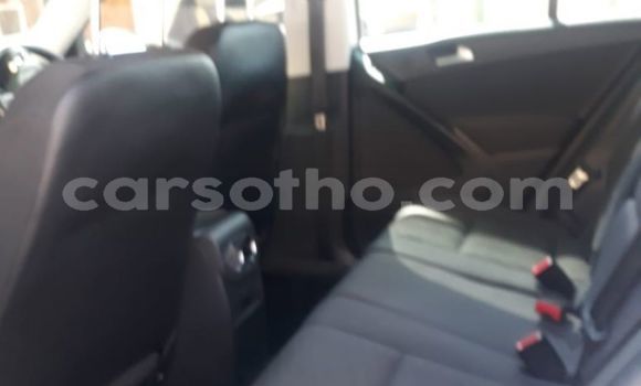 Acheter Occasion Voiture Volkswagen Tiguan Blanc à Butha–Buthe, Thaba-Tseka Acheter Occasion Voiture Volkswagen Tiguan Blanc à Butha–Buthe, Thaba-Tseka