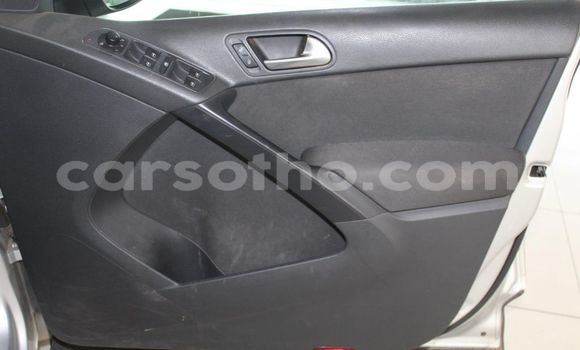 Buy Used Volkswagen Tiguan Silver Car in Butha–Buthe in Thaba-Tseka Buy Used Volkswagen Tiguan Silver Car in Butha–Buthe in Thaba-Tseka
