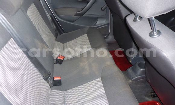 Acheter Occasion Voiture Volkswagen Polo Blanc à Butha–Buthe, Thaba-Tseka Acheter Occasion Voiture Volkswagen Polo Blanc à Butha–Buthe, Thaba-Tseka