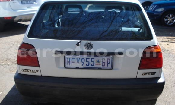 Buy Used Volkswagen Golf White Car in Hlotse in Leribe Buy Used Volkswagen Golf White Car in Hlotse in Leribe