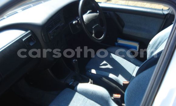 Buy Used Volkswagen Golf White Car in Hlotse in Leribe Buy Used Volkswagen Golf White Car in Hlotse in Leribe