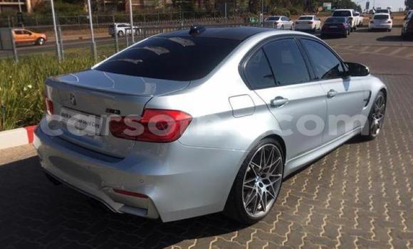 Sayi Na hannu BMW 3–Series Silver Mota in Butha–Buthe a Thaba-Tseka Sayi Na hannu BMW 3–Series Silver Mota in Butha–Buthe a Thaba-Tseka