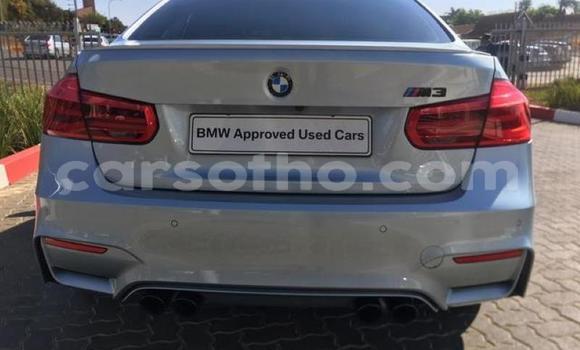 Sayi Na hannu BMW 3–Series Silver Mota in Butha–Buthe a Thaba-Tseka Sayi Na hannu BMW 3–Series Silver Mota in Butha–Buthe a Thaba-Tseka