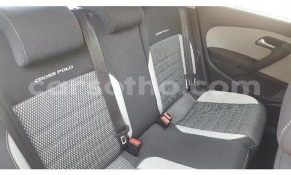 Sayi Na hannu Volkswagen Polo Silver Mota in Maseru a Maseru Sayi Na hannu Volkswagen Polo Silver Mota in Maseru a Maseru