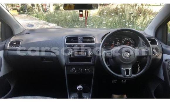 Sayi Na hannu Volkswagen Polo Silver Mota in Maseru a Maseru Sayi Na hannu Volkswagen Polo Silver Mota in Maseru a Maseru