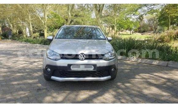 Sayi Na hannu Volkswagen Polo Silver Mota in Maseru a Maseru Sayi Na hannu Volkswagen Polo Silver Mota in Maseru a Maseru