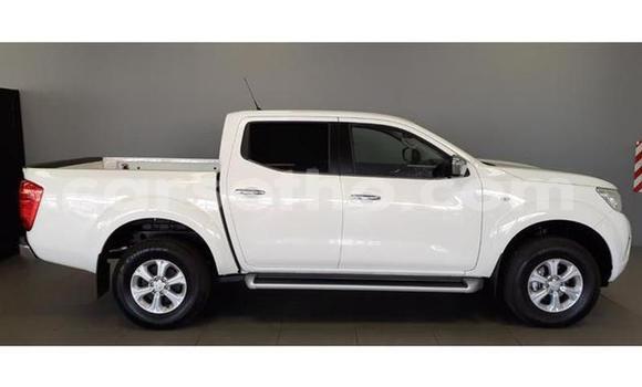 Acheter Occasion Voiture Nissan Navara Blanc à Butha–Buthe, Thaba-Tseka Acheter Occasion Voiture Nissan Navara Blanc à Butha–Buthe, Thaba-Tseka