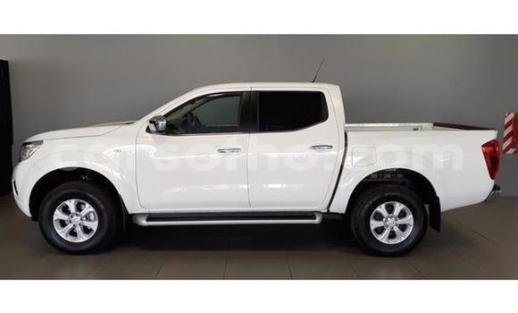 Acheter Occasion Voiture Nissan Navara Blanc à Butha–Buthe, Thaba-Tseka Acheter Occasion Voiture Nissan Navara Blanc à Butha–Buthe, Thaba-Tseka