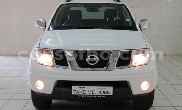 اشتري مستعمل Nissan Navara White سيارة في Butha–Buthe في Thaba-Tseka اشتري مستعمل Nissan Navara White سيارة في Butha–Buthe في Thaba-Tseka