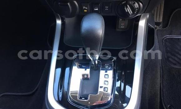 اشتري مستعمل Nissan Navara Black سيارة في Hlotse في Leribe اشتري مستعمل Nissan Navara Black سيارة في Hlotse في Leribe