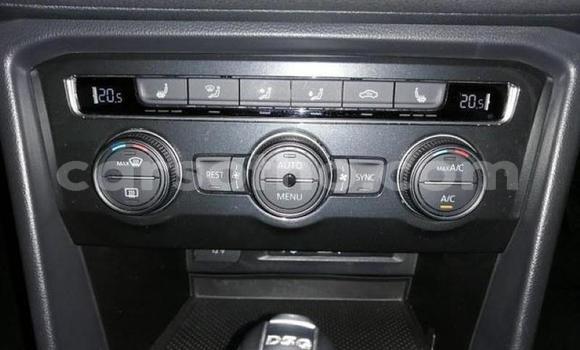 Acheter Occasion Voiture Volkswagen Touareg Blanc à Hlotse, Leribe Acheter Occasion Voiture Volkswagen Touareg Blanc à Hlotse, Leribe