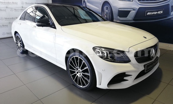 اشتري مستعمل Mercedes-Benz C-klasse AMG White سيارة في Butha Buthe في Butha-Buthe اشتري مستعمل Mercedes-Benz C-klasse AMG White سيارة في Butha Buthe في Butha-Buthe