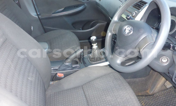 Sayi Na hannu Toyota Corolla Silver Mota in Maseru a Maseru Sayi Na hannu Toyota Corolla Silver Mota in Maseru a Maseru