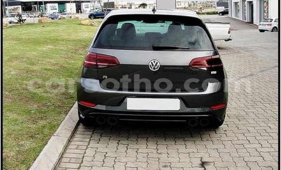اشتري مستعمل Volkswagen Golf R Black سيارة في Hlotse في Leribe اشتري مستعمل Volkswagen Golf R Black سيارة في Hlotse في Leribe
