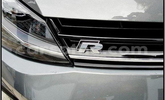 اشتري مستعمل Volkswagen Golf R Black سيارة في Hlotse في Leribe اشتري مستعمل Volkswagen Golf R Black سيارة في Hlotse في Leribe