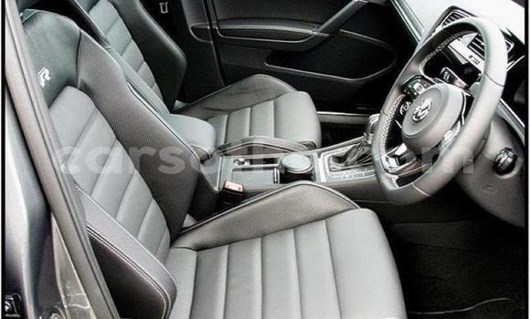 اشتري مستعمل Volkswagen Golf R Black سيارة في Hlotse في Leribe اشتري مستعمل Volkswagen Golf R Black سيارة في Hlotse في Leribe