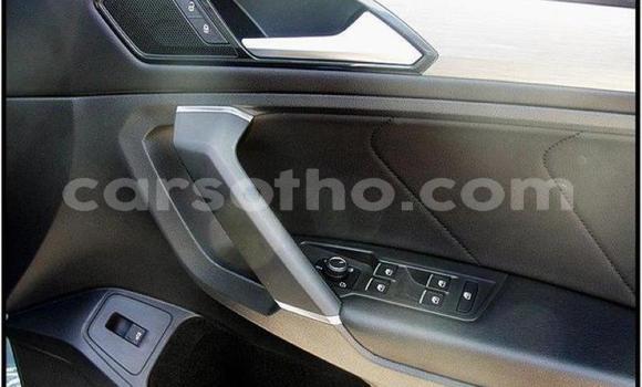 اشتري مستعمل Volkswagen Tiguan Blue سيارة في Hlotse في Leribe اشتري مستعمل Volkswagen Tiguan Blue سيارة في Hlotse في Leribe