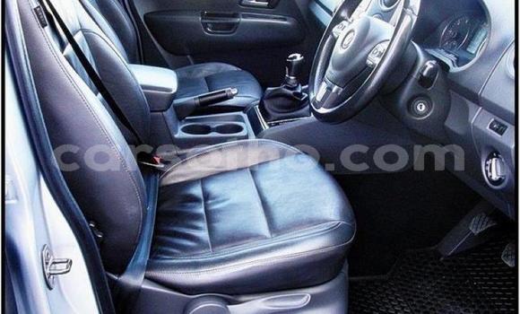 Buy Used Volkswagen Amarok White Car in Hlotse in Leribe Buy Used Volkswagen Amarok White Car in Hlotse in Leribe