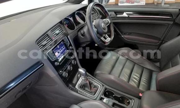 اشتري مستعمل Volkswagen Golf GTI White سيارة في Hlotse في Leribe اشتري مستعمل Volkswagen Golf GTI White سيارة في Hlotse في Leribe
