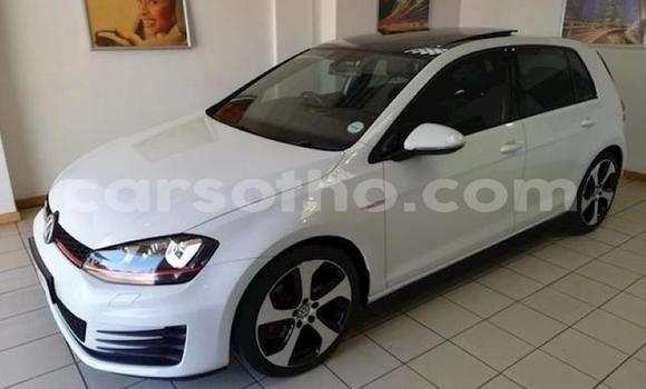 اشتري مستعمل Volkswagen Golf GTI White سيارة في Hlotse في Leribe اشتري مستعمل Volkswagen Golf GTI White سيارة في Hlotse في Leribe