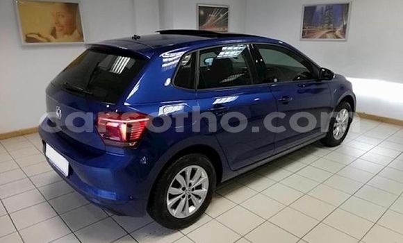 Buy Used Volkswagen Polo Blue Car in Hlotse in Leribe Buy Used Volkswagen Polo Blue Car in Hlotse in Leribe