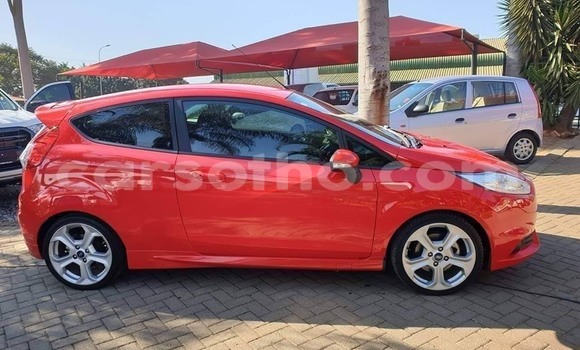 Sayi Na hannu Ford Fiesta ST Red Mota in Maputsoa a Leribe Sayi Na hannu Ford Fiesta ST Red Mota in Maputsoa a Leribe