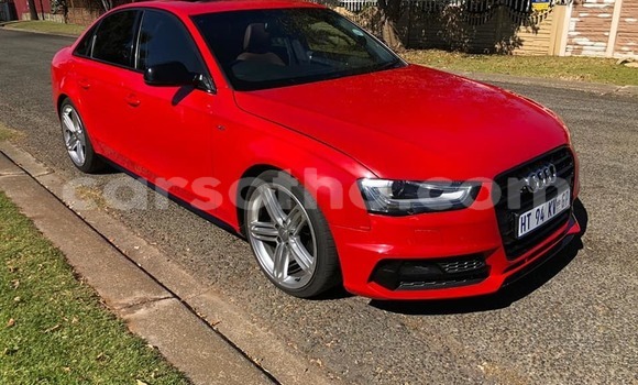 Sayi Na hannu Audi A4 Red Mota in Mafeteng a Mafeteng Sayi Na hannu Audi A4 Red Mota in Mafeteng a Mafeteng
