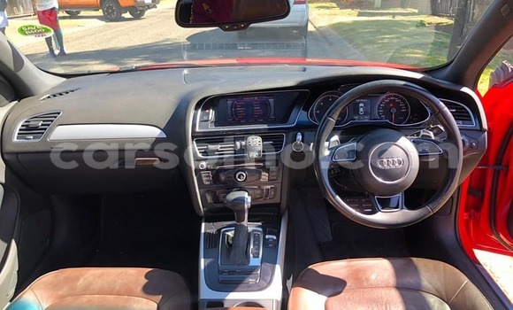 Sayi Na hannu Audi A4 Red Mota in Mafeteng a Mafeteng Sayi Na hannu Audi A4 Red Mota in Mafeteng a Mafeteng