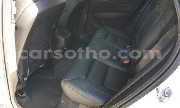 Sayi Na hannu Volvo XC60 White Mota in Maputsoa a Leribe Sayi Na hannu Volvo XC60 White Mota in Maputsoa a Leribe