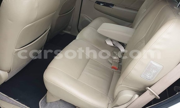 Acheter Occasion Voiture Toyota Fortuner Blanc à Maputsoa, Leribe Acheter Occasion Voiture Toyota Fortuner Blanc à Maputsoa, Leribe