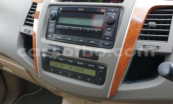 Buy Used Toyota Fortuner White Car in Maputsoa in Leribe Buy Used Toyota Fortuner White Car in Maputsoa in Leribe