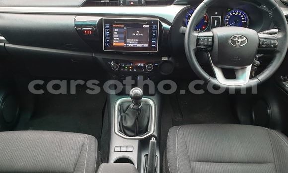 Acheter Occasion Voiture Toyota Hilux Gris à Maputsoa, Leribe Acheter Occasion Voiture Toyota Hilux Gris à Maputsoa, Leribe