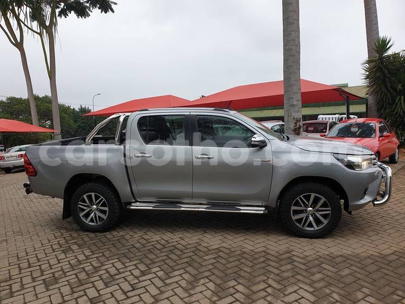 Big with watermark toyota hilux leribe maputsoa 11735