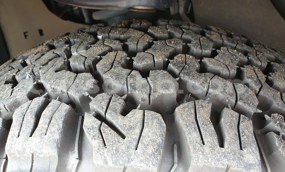 Acheter Occasion Voiture Toyota Hilux Gris à Maputsoa, Leribe Acheter Occasion Voiture Toyota Hilux Gris à Maputsoa, Leribe